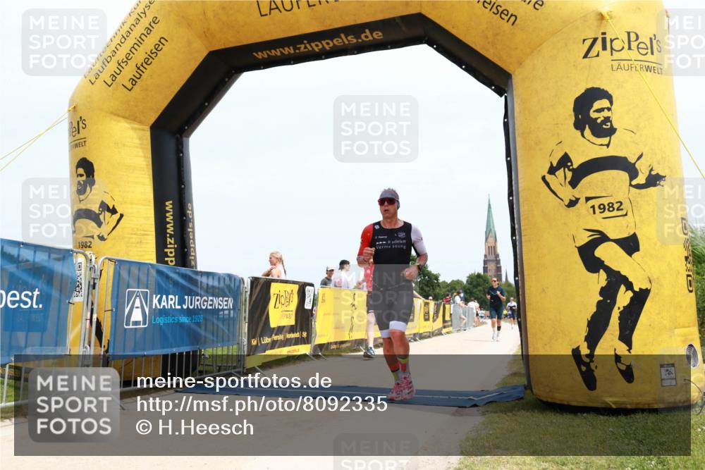 22.06.2025 - Viking Triathlon H.Heesch http://msf.ph/oto/8092335 22.06.2025 13:49:39 Laufen 39, 491 meine-sportfotos.de
