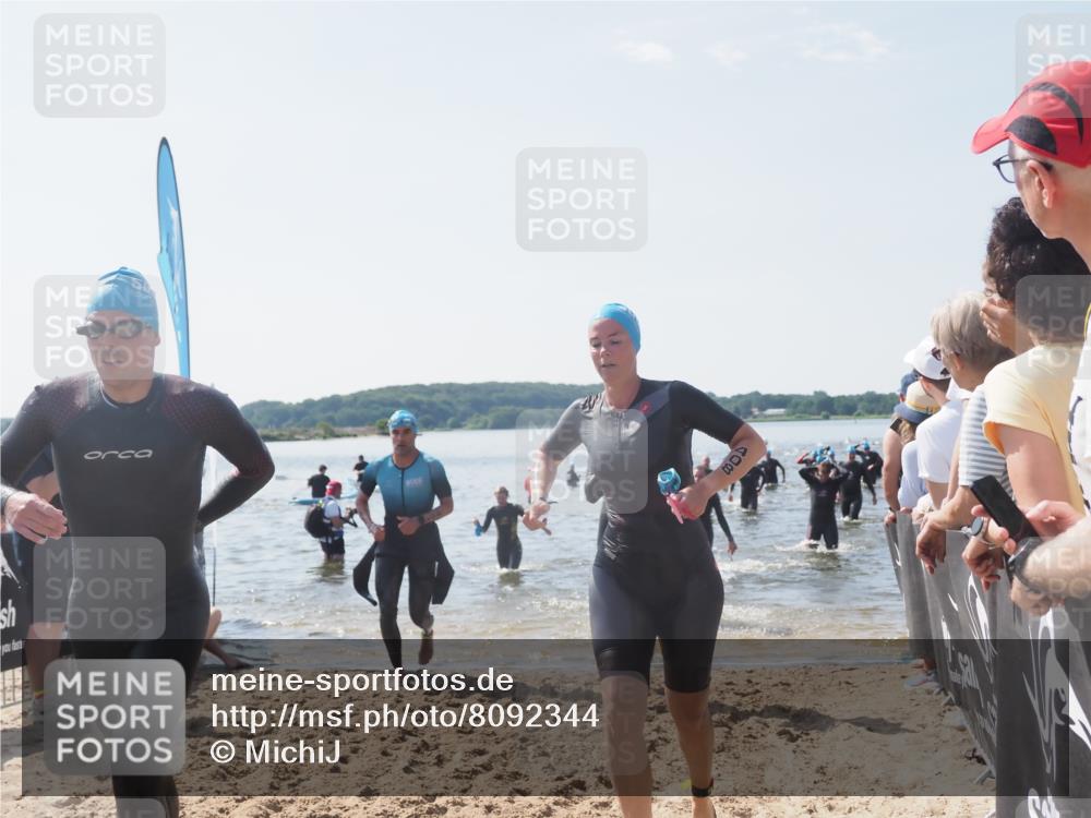 22.06.2025 - Viking Triathlon MichiJ http://msf.ph/oto/8092344 22.06.2025 10:39:11 Schwimmen 79, 148, 181, 182, 185, 238, 276, 295, 351, 386, 408, 451, 536, 654 meine-sportfotos.de