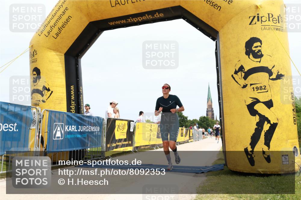 22.06.2025 - Viking Triathlon H.Heesch http://msf.ph/oto/8092353 22.06.2025 13:49:42 Laufen 20, 39, 491 meine-sportfotos.de
