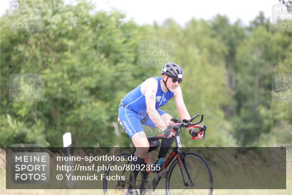 22.06.2025 - Viking Triathlon Yannick Fuchs http://msf.ph/oto/8092355 22.06.2025 13:32:59 Radfahren 490 meine-sportfotos.de