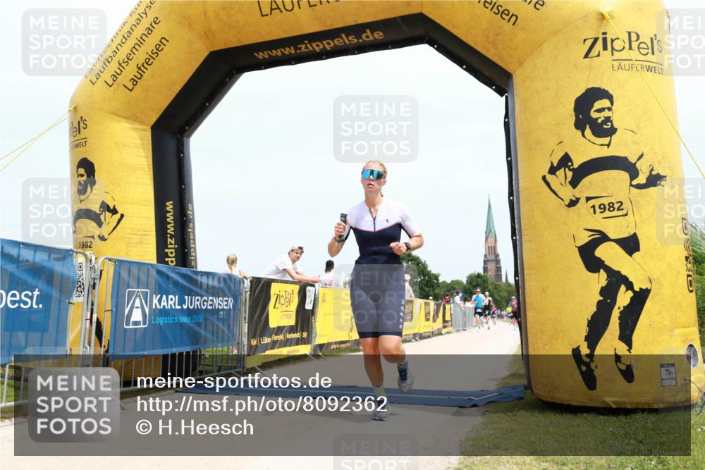 22.06.2025 - Viking Triathlon H.Heesch http://msf.ph/oto/8092362 22.06.2025 13:49:48 Laufen 18, 20 meine-sportfotos.de