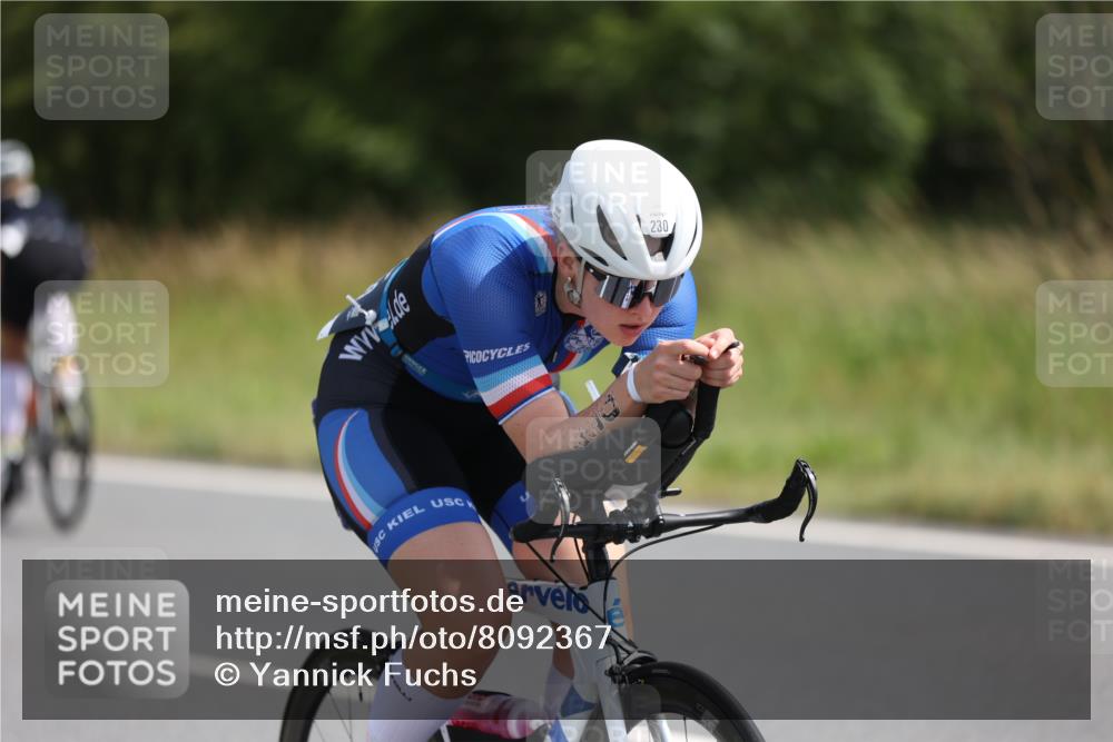 22.06.2025 - Viking Triathlon Yannick Fuchs http://msf.ph/oto/8092367 22.06.2025 11:14:41 Radfahren 60, 230, 261 meine-sportfotos.de