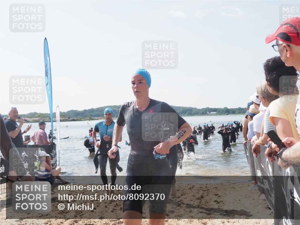 22.06.2025 - Viking Triathlon MichiJ http://msf.ph/oto/8092370 22.06.2025 10:39:11 Schwimmen 79, 148, 181, 182, 185, 238, 276, 295, 351, 386, 408, 451, 536, 654 meine-sportfotos.de