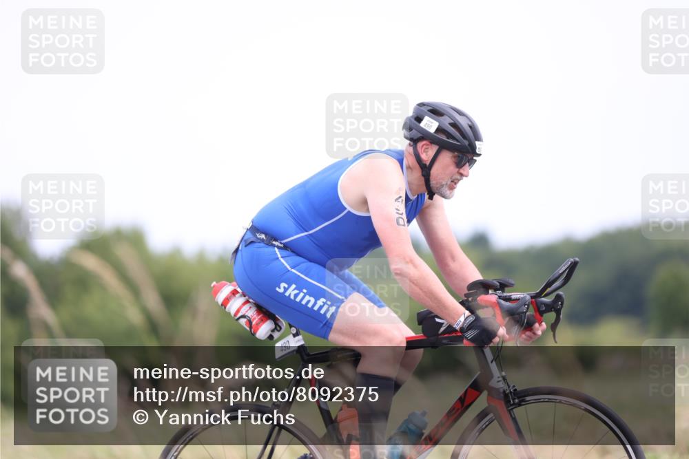22.06.2025 - Viking Triathlon Yannick Fuchs http://msf.ph/oto/8092375 22.06.2025 13:33:00 Radfahren 490 meine-sportfotos.de