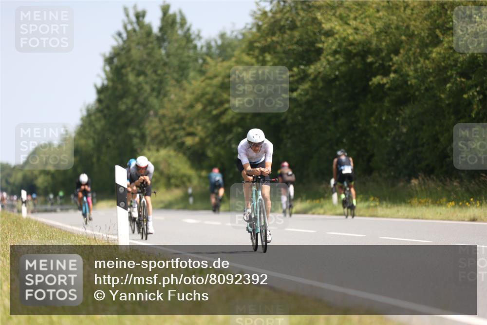 22.06.2025 - Viking Triathlon Yannick Fuchs http://msf.ph/oto/8092392 22.06.2025 11:15:03 Radfahren 12, 74, 102, 132, 285, 555, 616 meine-sportfotos.de