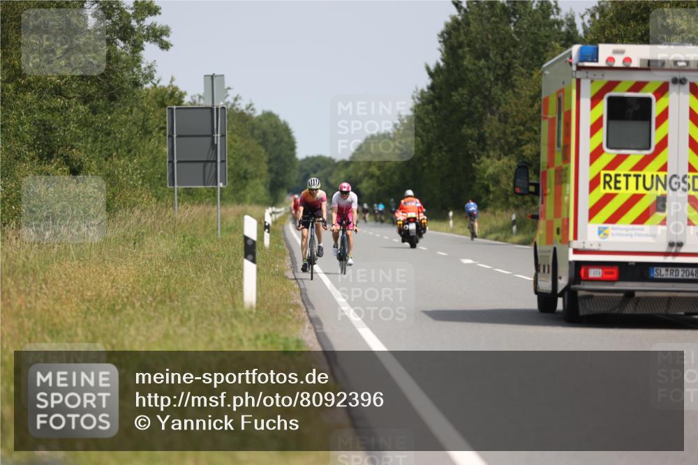 22.06.2025 - Viking Triathlon Yannick Fuchs http://msf.ph/oto/8092396 22.06.2025 11:54:57 Radfahren 191, 199, 237, 287, 311, 436, 621, 644 meine-sportfotos.de
