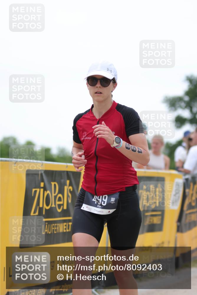 22.06.2025 - Viking Triathlon H.Heesch http://msf.ph/oto/8092403 22.06.2025 16:03:11 Laufen 499 meine-sportfotos.de