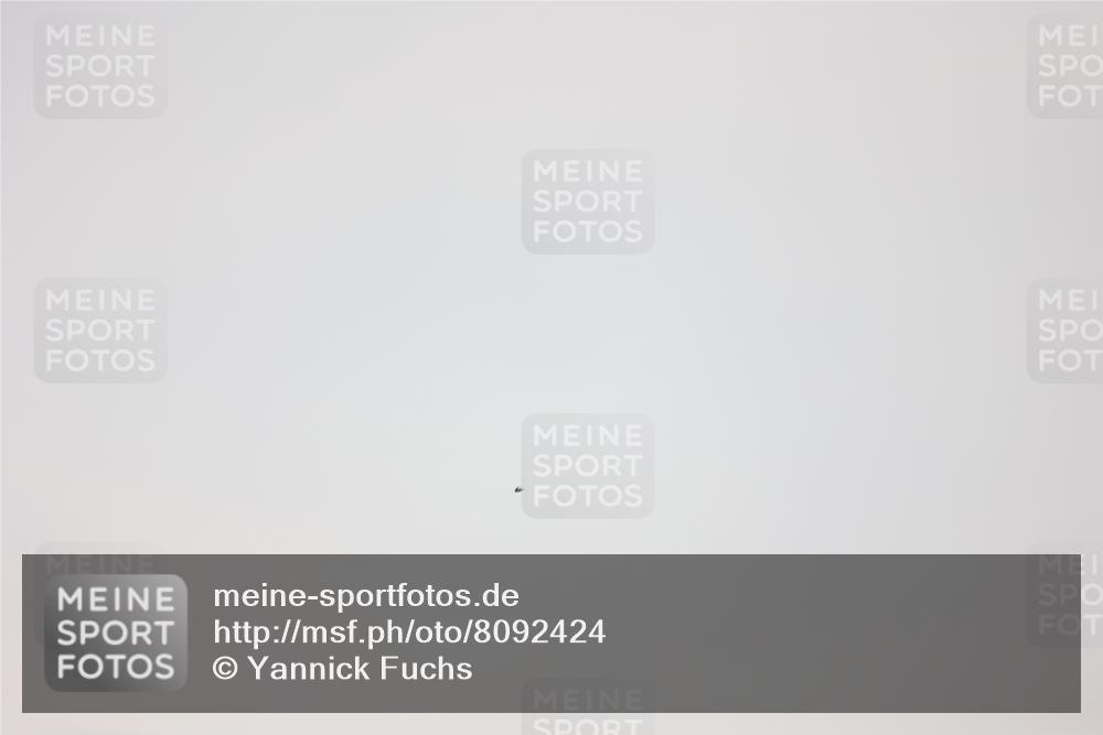 22.06.2025 - Viking Triathlon Yannick Fuchs http://msf.ph/oto/8092424 22.06.2025 13:34:39 Radfahren  meine-sportfotos.de