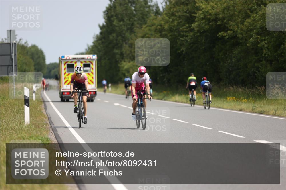 22.06.2025 - Viking Triathlon Yannick Fuchs http://msf.ph/oto/8092431 22.06.2025 11:54:59 Radfahren 191, 199, 237, 287, 327, 436, 621, 644 meine-sportfotos.de