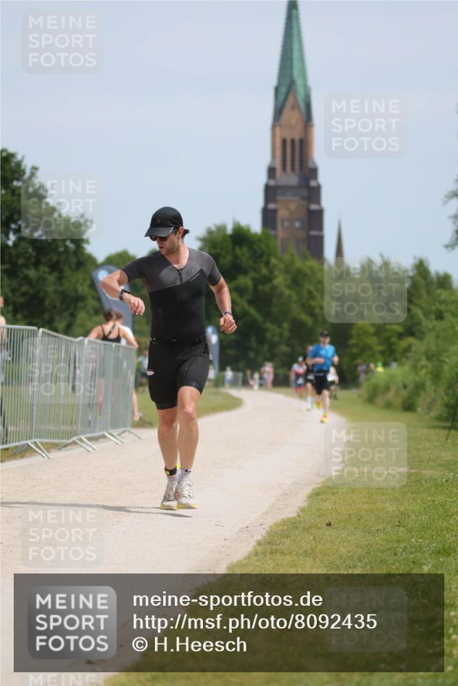 22.06.2025 - Viking Triathlon H.Heesch http://msf.ph/oto/8092435 22.06.2025 13:01:57 Laufen 271, 288, 555 meine-sportfotos.de