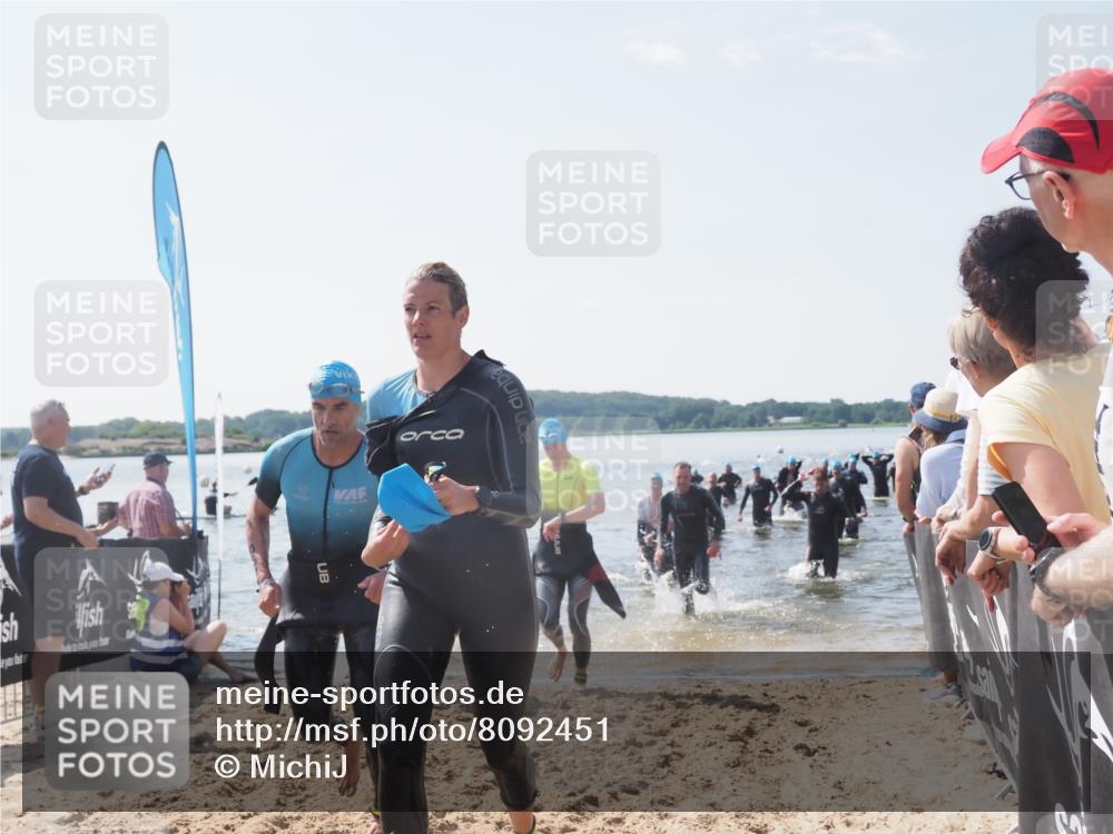 22.06.2025 - Viking Triathlon MichiJ http://msf.ph/oto/8092451 22.06.2025 10:39:13 Schwimmen 79, 83, 148, 181, 182, 195, 238, 276, 295, 351, 386, 451, 536, 654 meine-sportfotos.de
