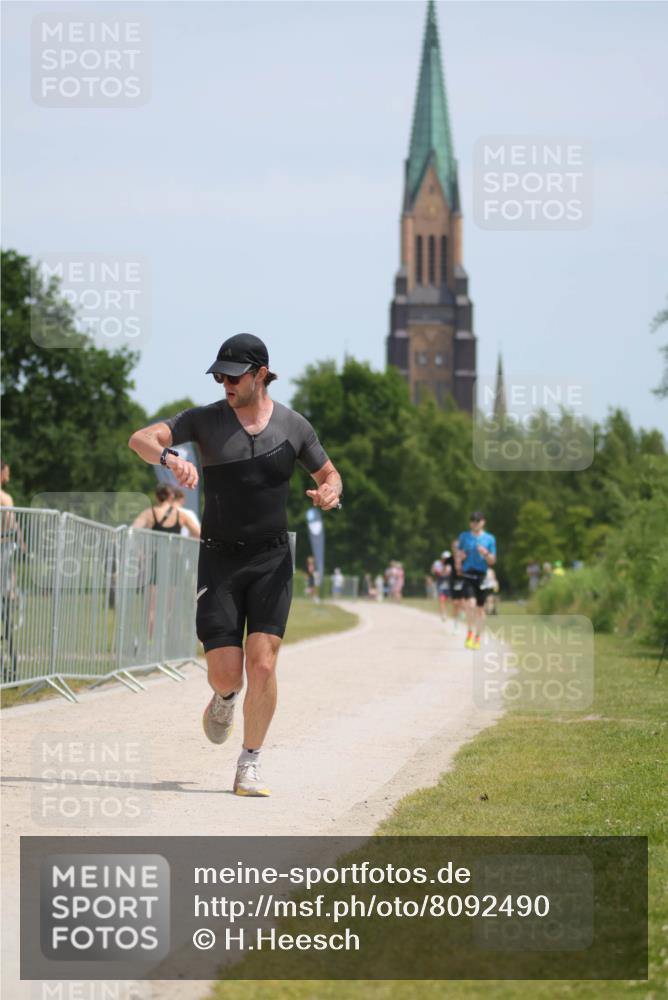 22.06.2025 - Viking Triathlon H.Heesch http://msf.ph/oto/8092490 22.06.2025 13:01:57 Laufen 271, 288, 555 meine-sportfotos.de