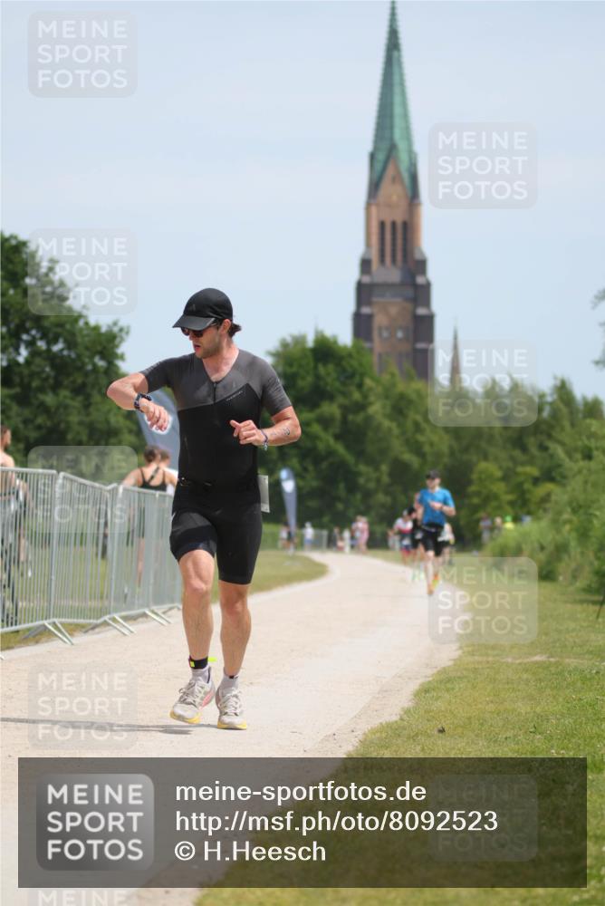 22.06.2025 - Viking Triathlon H.Heesch http://msf.ph/oto/8092523 22.06.2025 13:01:57 Laufen 271, 288, 555 meine-sportfotos.de