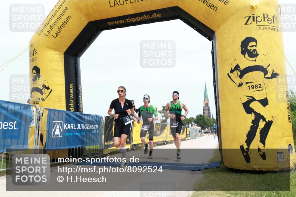 22.06.2025 - Viking Triathlon H.Heesch http://msf.ph/oto/8092524 22.06.2025 13:50:36 Laufen 60, 155, 198, 202, 529, 534 meine-sportfotos.de