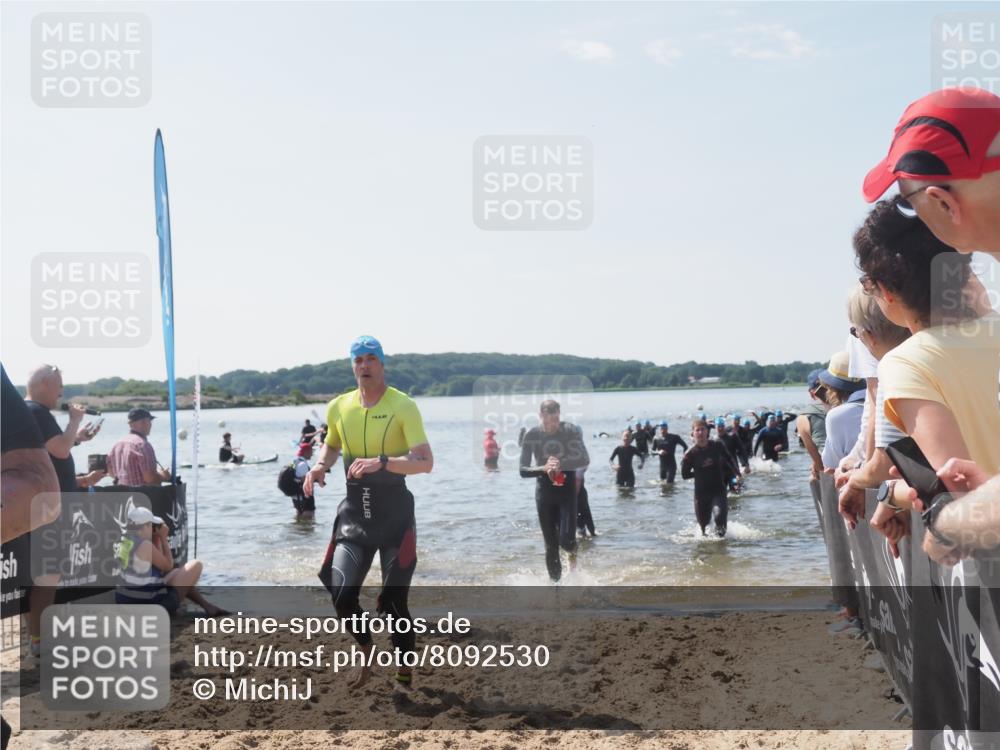 22.06.2025 - Viking Triathlon MichiJ http://msf.ph/oto/8092530 22.06.2025 10:39:14 Schwimmen 79, 83, 148, 182, 195, 238, 276, 295, 351, 386, 536, 654 meine-sportfotos.de