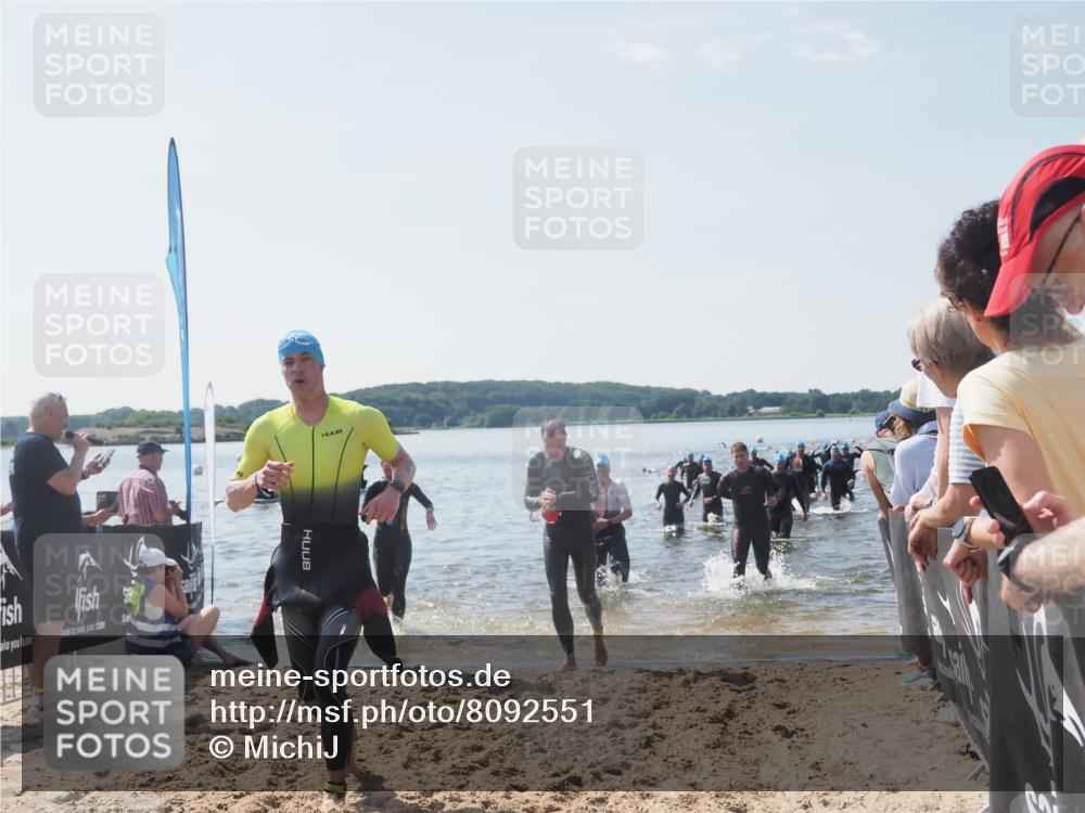 22.06.2025 - Viking Triathlon MichiJ http://msf.ph/oto/8092551 22.06.2025 10:39:15 Schwimmen 79, 83, 148, 182, 195, 238, 276, 295, 351, 386, 474, 536, 654 meine-sportfotos.de