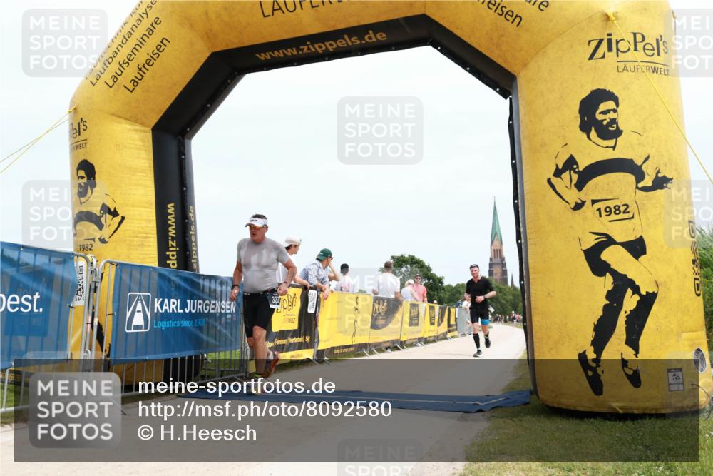22.06.2025 - Viking Triathlon H.Heesch http://msf.ph/oto/8092580 22.06.2025 13:50:56 Laufen 195, 333, 350, 460 meine-sportfotos.de