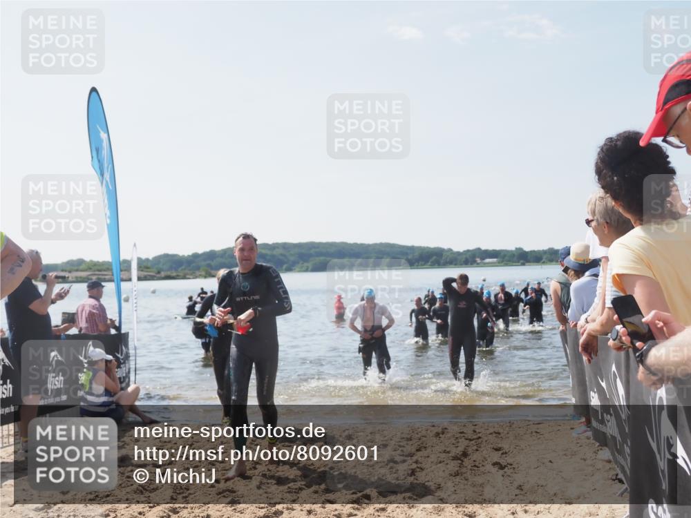 22.06.2025 - Viking Triathlon MichiJ http://msf.ph/oto/8092601 22.06.2025 10:39:16 Schwimmen 79, 83, 182, 195, 238, 276, 295, 324, 351, 386, 474, 536, 654 meine-sportfotos.de