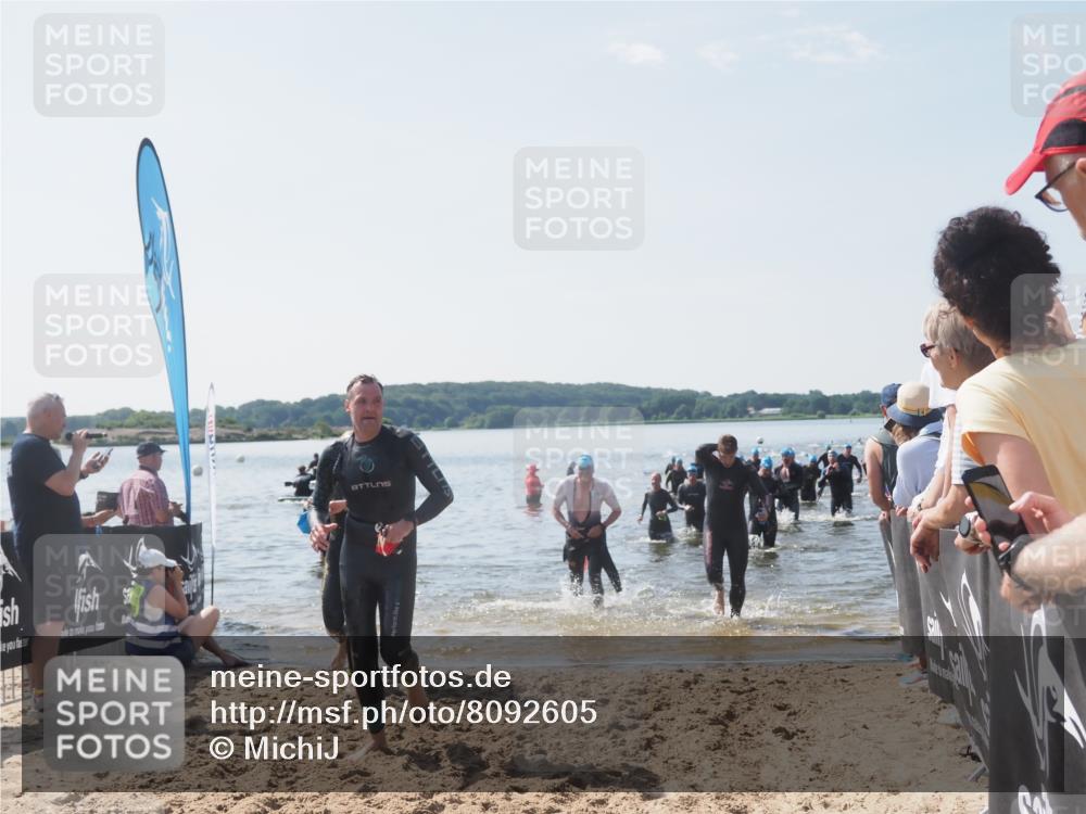 22.06.2025 - Viking Triathlon MichiJ http://msf.ph/oto/8092605 22.06.2025 10:39:16 Schwimmen 79, 83, 182, 195, 238, 276, 295, 324, 351, 386, 474, 536, 654 meine-sportfotos.de