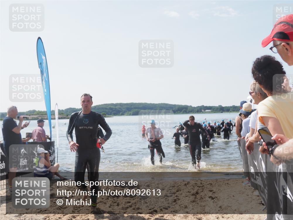 22.06.2025 - Viking Triathlon MichiJ http://msf.ph/oto/8092613 22.06.2025 10:39:16 Schwimmen 79, 83, 182, 195, 238, 276, 295, 324, 351, 386, 474, 536, 654 meine-sportfotos.de