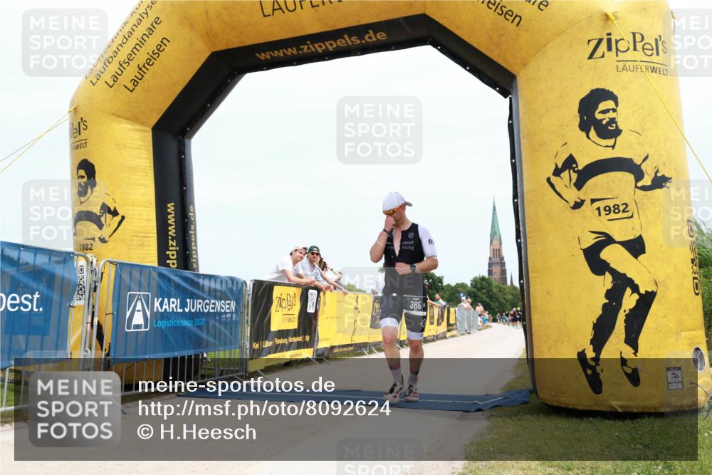 22.06.2025 - Viking Triathlon H.Heesch http://msf.ph/oto/8092624 22.06.2025 13:51:16 Laufen 385 meine-sportfotos.de