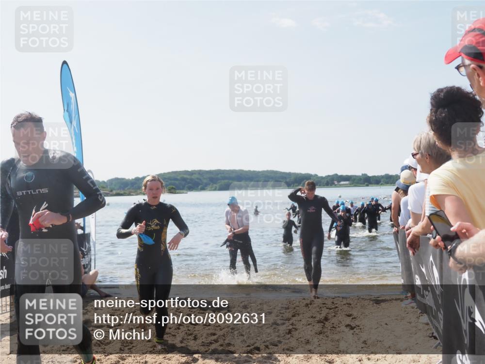 22.06.2025 - Viking Triathlon MichiJ http://msf.ph/oto/8092631 22.06.2025 10:39:17 Schwimmen 79, 83, 182, 195, 238, 276, 295, 298, 324, 351, 386, 474, 536, 654 meine-sportfotos.de
