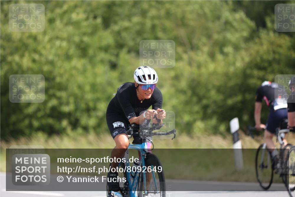 22.06.2025 - Viking Triathlon Yannick Fuchs http://msf.ph/oto/8092649 22.06.2025 11:15:09 Radfahren 12, 102, 132, 205, 285, 412, 547, 555, 616 meine-sportfotos.de