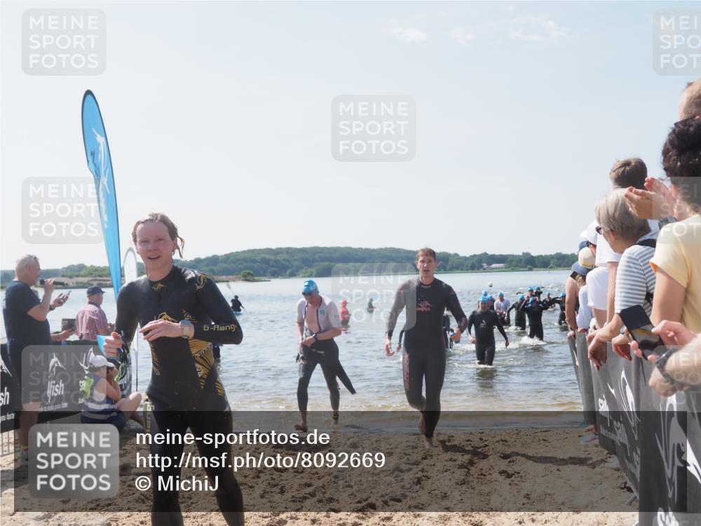 22.06.2025 - Viking Triathlon MichiJ http://msf.ph/oto/8092669 22.06.2025 10:39:18 Schwimmen 79, 83, 182, 195, 238, 276, 295, 298, 324, 351, 386, 474, 536 meine-sportfotos.de