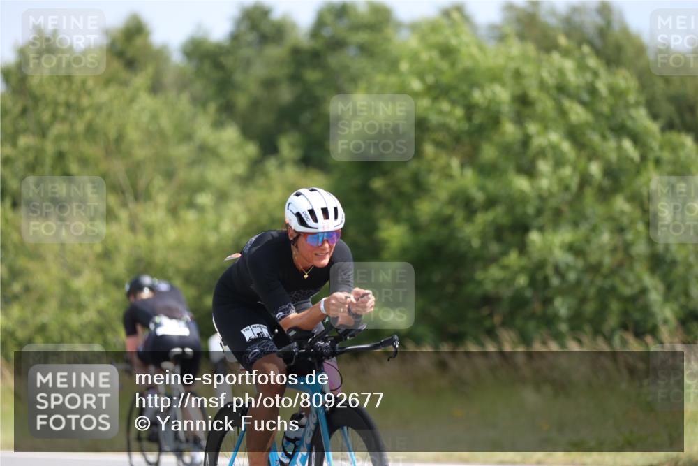 22.06.2025 - Viking Triathlon Yannick Fuchs http://msf.ph/oto/8092677 22.06.2025 11:15:10 Radfahren 12, 132, 205, 285, 412, 547, 555, 616 meine-sportfotos.de