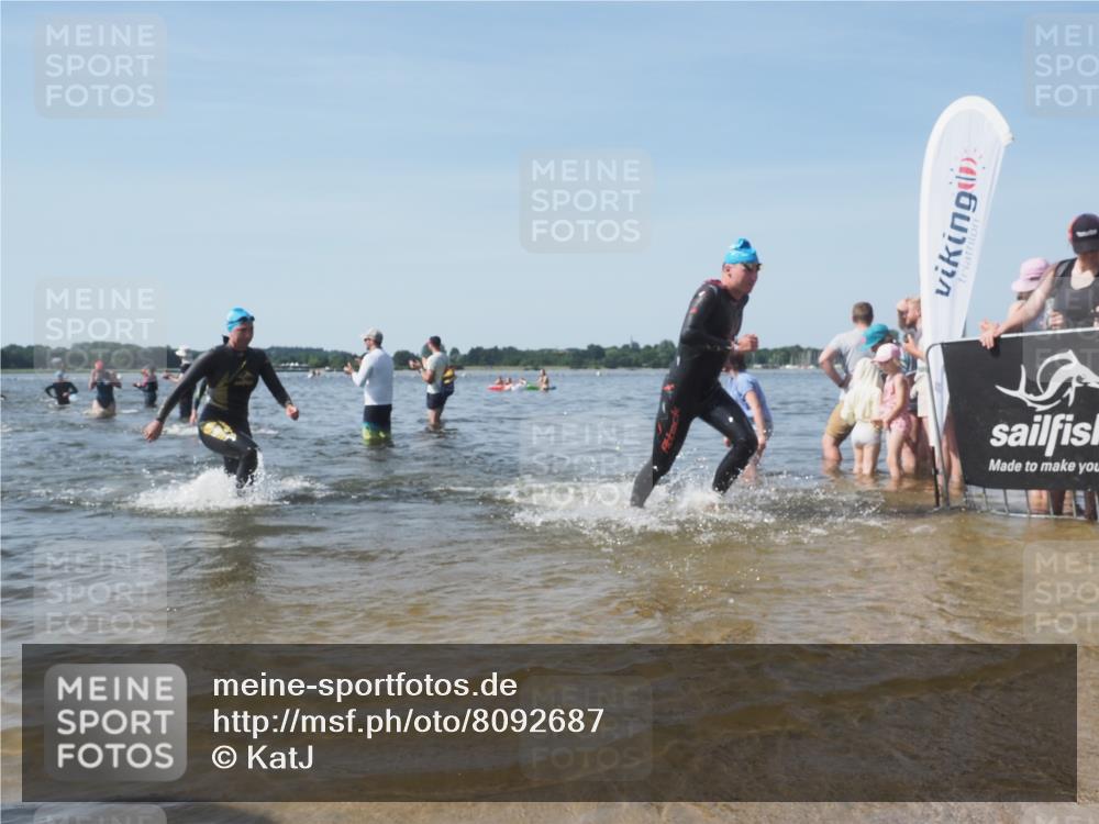22.06.2025 - Viking Triathlon KatJ http://msf.ph/oto/8092687 22.06.2025 10:28:53 Schwimmen 12, 15, 152, 258, 301, 368, 384, 414, 443, 604, 628 meine-sportfotos.de