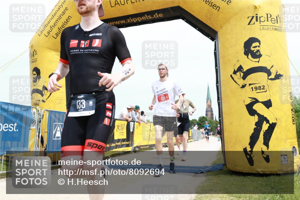 22.06.2025 - Viking Triathlon H.Heesch http://msf.ph/oto/8092694 22.06.2025 13:51:56 Laufen 33, 133, 518, 601 meine-sportfotos.de