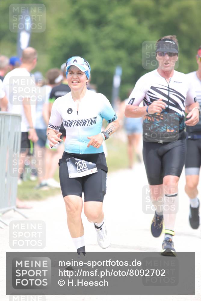 22.06.2025 - Viking Triathlon H.Heesch http://msf.ph/oto/8092702 22.06.2025 15:16:41 Laufen 55, 256, 290, 390, 484 meine-sportfotos.de