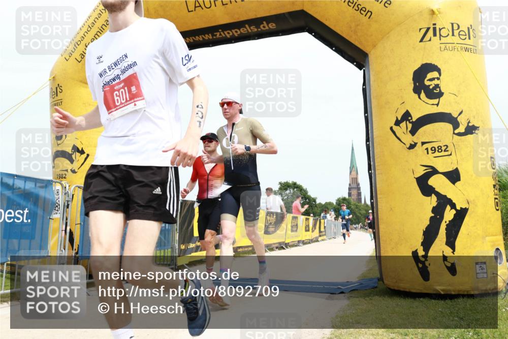 22.06.2025 - Viking Triathlon H.Heesch http://msf.ph/oto/8092709 22.06.2025 13:51:57 Laufen 33, 133, 518, 601 meine-sportfotos.de