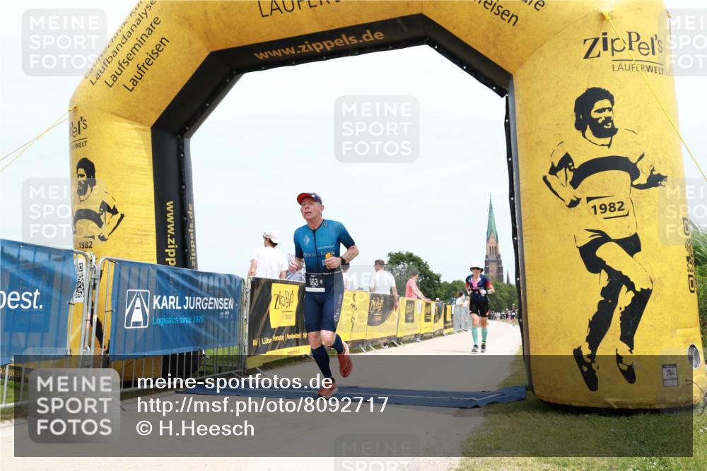 22.06.2025 - Viking Triathlon H.Heesch http://msf.ph/oto/8092717 22.06.2025 13:52:02 Laufen 33, 363, 518, 649 meine-sportfotos.de