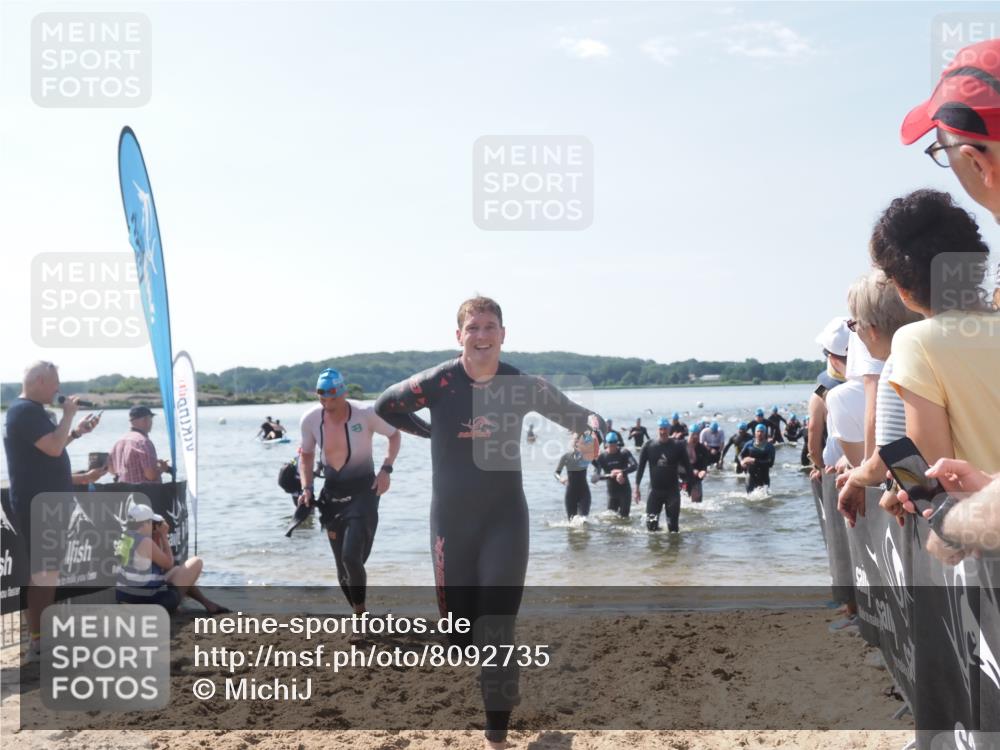 22.06.2025 - Viking Triathlon MichiJ http://msf.ph/oto/8092735 22.06.2025 10:39:19 Schwimmen 83, 117, 182, 195, 238, 276, 295, 298, 324, 351, 386, 474, 536 meine-sportfotos.de
