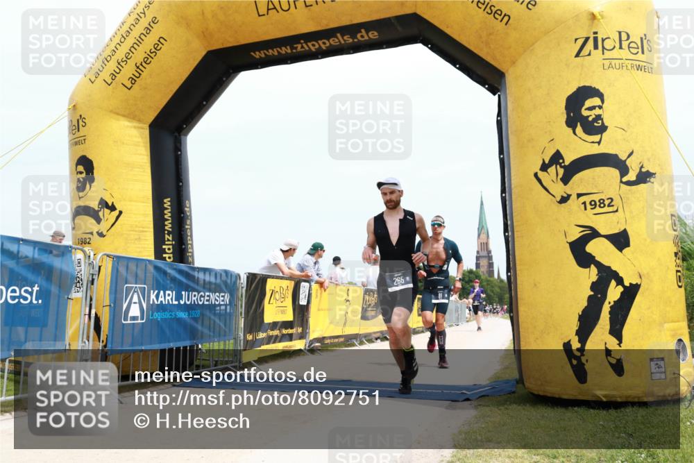 22.06.2025 - Viking Triathlon H.Heesch http://msf.ph/oto/8092751 22.06.2025 13:52:40 Laufen 81, 265 meine-sportfotos.de