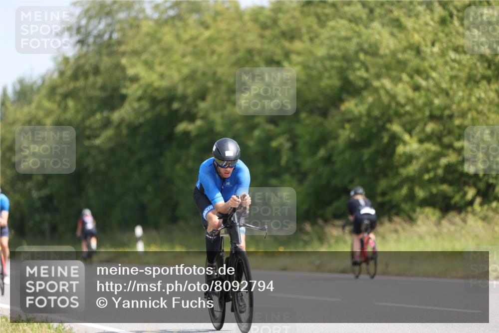 22.06.2025 - Viking Triathlon Yannick Fuchs http://msf.ph/oto/8092794 22.06.2025 11:16:08 Radfahren 197, 216, 466, 494, 635 meine-sportfotos.de