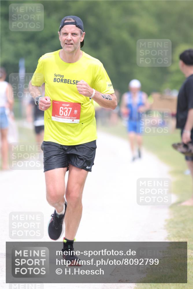 22.06.2025 - Viking Triathlon H.Heesch http://msf.ph/oto/8092799 22.06.2025 15:17:19 Laufen 216, 637 meine-sportfotos.de
