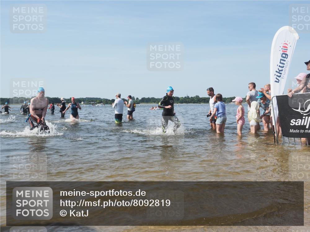 22.06.2025 - Viking Triathlon KatJ http://msf.ph/oto/8092819 22.06.2025 10:28:58 Schwimmen 12, 15, 152, 200, 301, 310, 384, 414, 443, 604, 628 meine-sportfotos.de