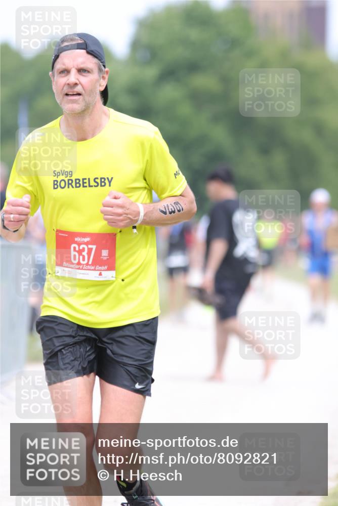 22.06.2025 - Viking Triathlon H.Heesch http://msf.ph/oto/8092821 22.06.2025 15:17:21 Laufen 637 meine-sportfotos.de