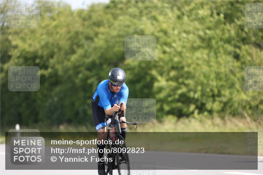 22.06.2025 - Viking Triathlon Yannick Fuchs http://msf.ph/oto/8092823 22.06.2025 11:16:08 Radfahren 197, 216, 466, 494, 635 meine-sportfotos.de