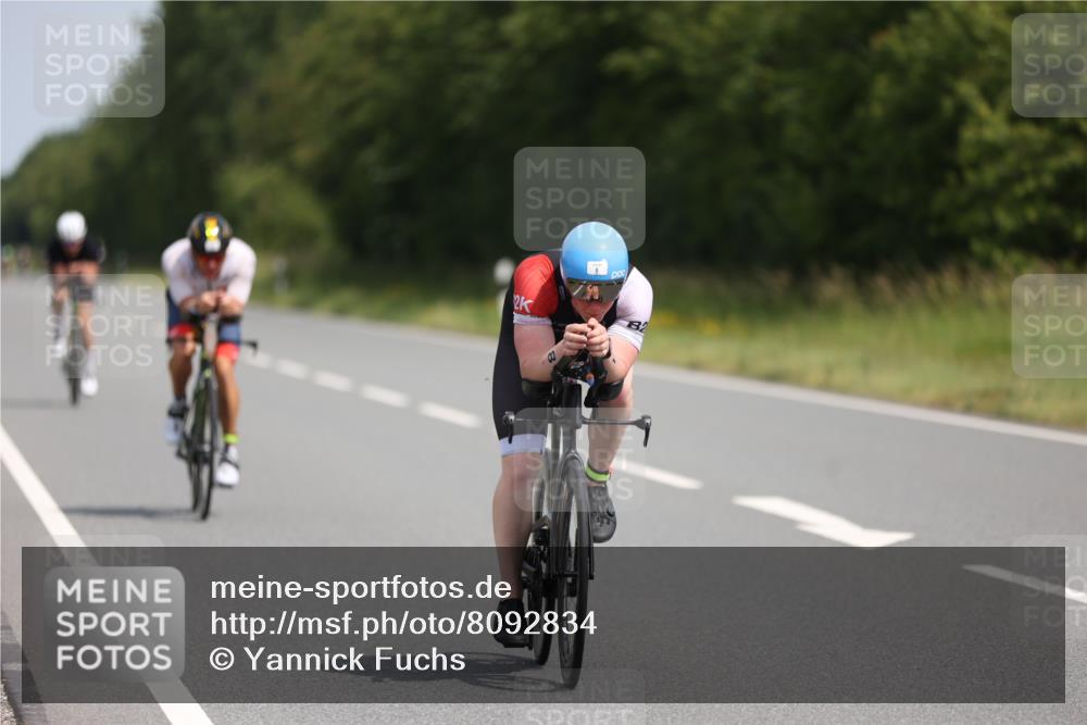 22.06.2025 - Viking Triathlon Yannick Fuchs http://msf.ph/oto/8092834 22.06.2025 11:55:32 Radfahren 8, 139, 203, 329, 479 meine-sportfotos.de