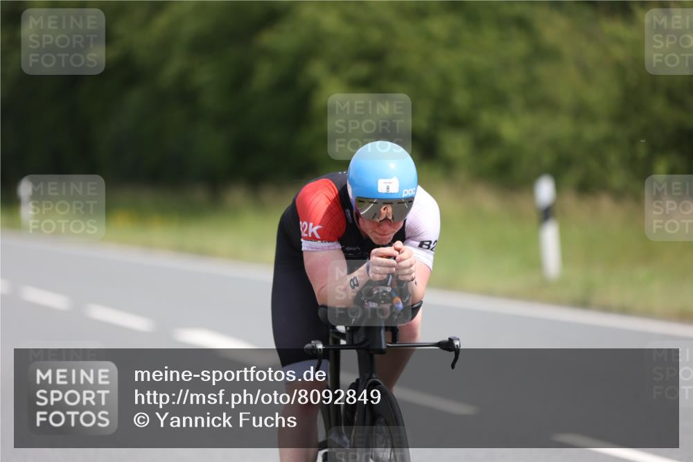 22.06.2025 - Viking Triathlon Yannick Fuchs http://msf.ph/oto/8092849 22.06.2025 11:55:32 Radfahren 8, 139, 203, 329, 479 meine-sportfotos.de