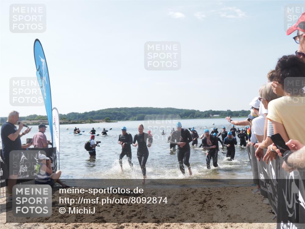 22.06.2025 - Viking Triathlon MichiJ http://msf.ph/oto/8092874 22.06.2025 10:39:23 Schwimmen 83, 93, 117, 150, 182, 195, 238, 276, 298, 324, 337, 386, 474, 536 meine-sportfotos.de