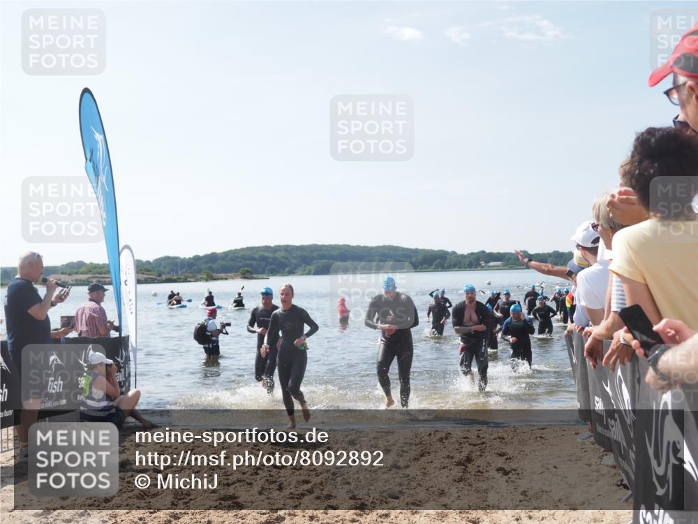 22.06.2025 - Viking Triathlon MichiJ http://msf.ph/oto/8092892 22.06.2025 10:39:24 Schwimmen 83, 93, 117, 150, 182, 195, 238, 276, 298, 324, 337, 386, 474, 536 meine-sportfotos.de
