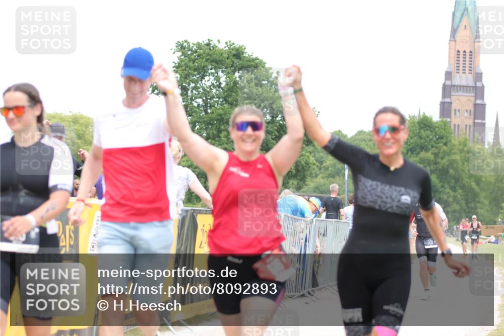 22.06.2025 - Viking Triathlon H.Heesch http://msf.ph/oto/8092893 22.06.2025 15:17:51 Laufen 300, 515, 616 meine-sportfotos.de