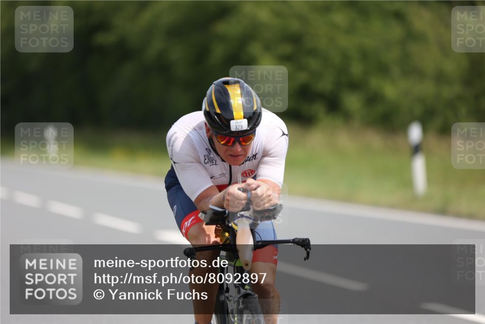 22.06.2025 - Viking Triathlon Yannick Fuchs http://msf.ph/oto/8092897 22.06.2025 11:55:34 Radfahren 8, 139, 203, 329, 479 meine-sportfotos.de