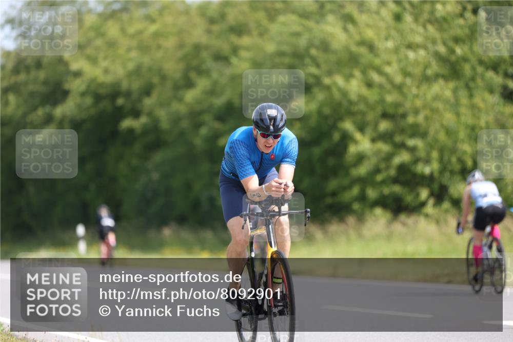 22.06.2025 - Viking Triathlon Yannick Fuchs http://msf.ph/oto/8092901 22.06.2025 11:16:10 Radfahren 216, 466, 494, 635 meine-sportfotos.de