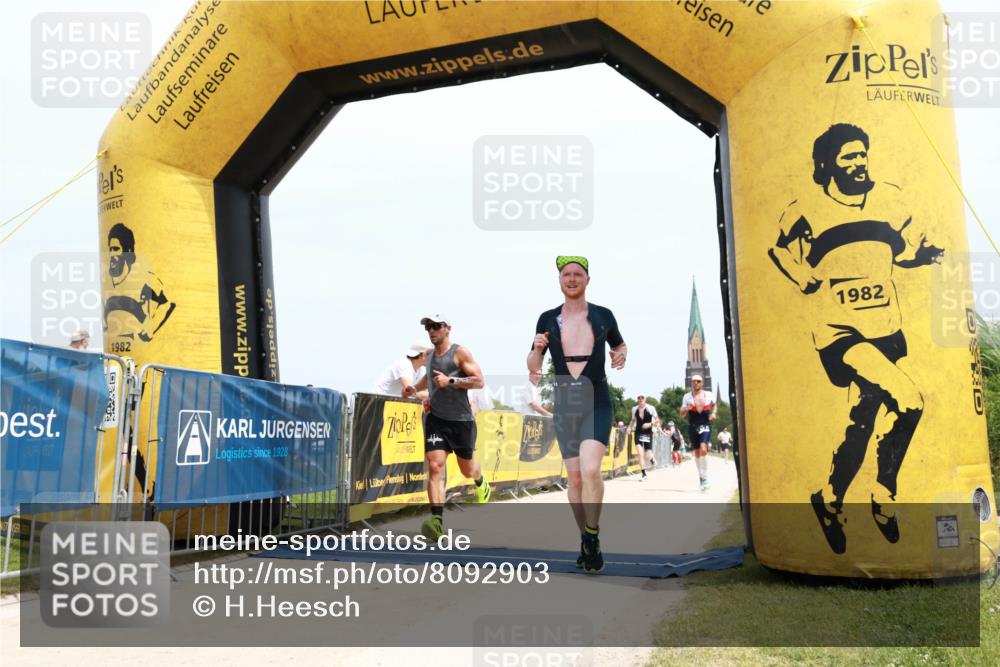 22.06.2025 - Viking Triathlon H.Heesch http://msf.ph/oto/8092903 22.06.2025 13:53:16 Laufen 122, 550, 662 meine-sportfotos.de