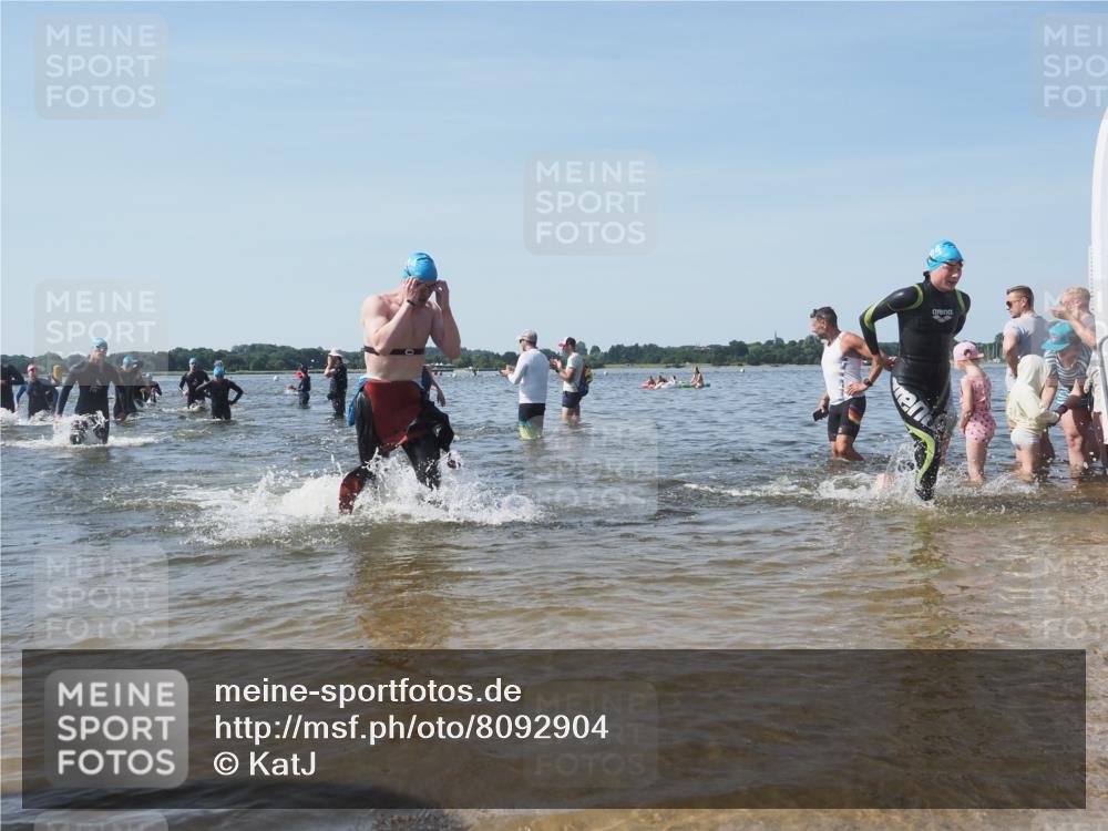 22.06.2025 - Viking Triathlon KatJ http://msf.ph/oto/8092904 22.06.2025 10:28:59 Schwimmen 7, 12, 15, 152, 200, 310, 384, 414, 443, 604, 628 meine-sportfotos.de